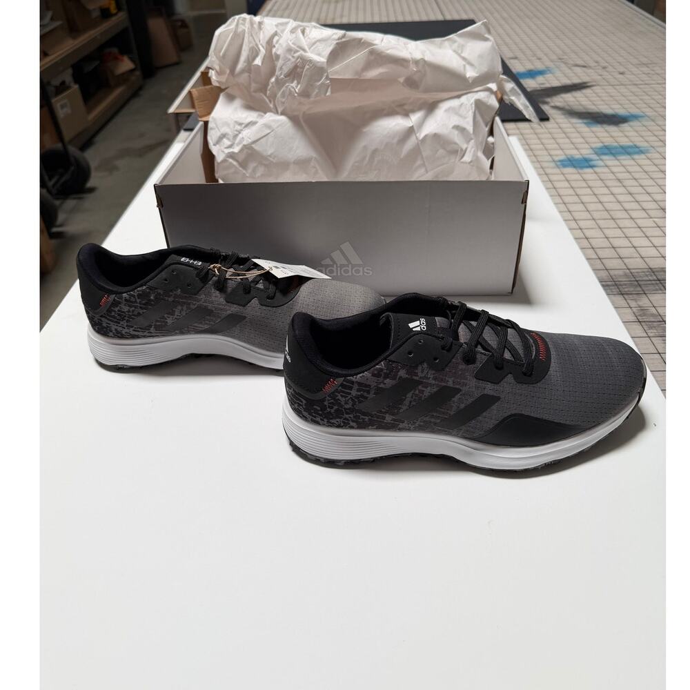 Adidas S2G Spikeless Golf Shoes  Grey Four/Core Black/Grey Six  Mens' sz 9.5 NWT